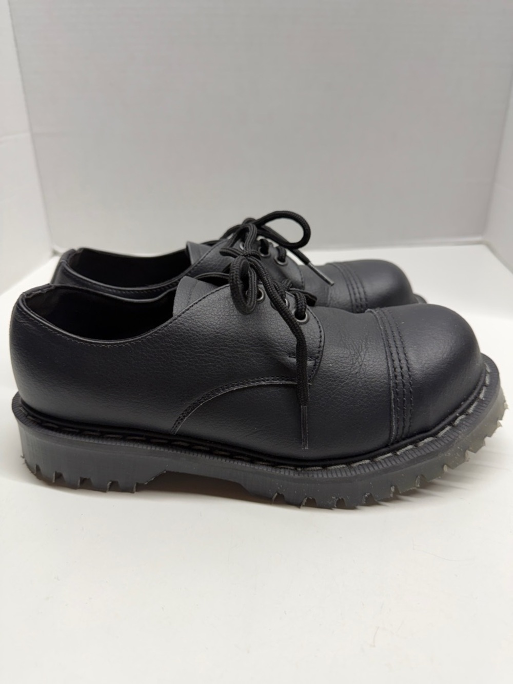 Vegetarian Shoes Airseal 3 Eyelet Ankle Lace Up Shoes Steel Toe Black Size US 6